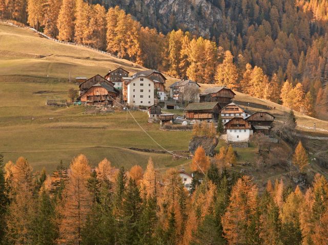 Image: Tlisöra in the heart of Val Badia